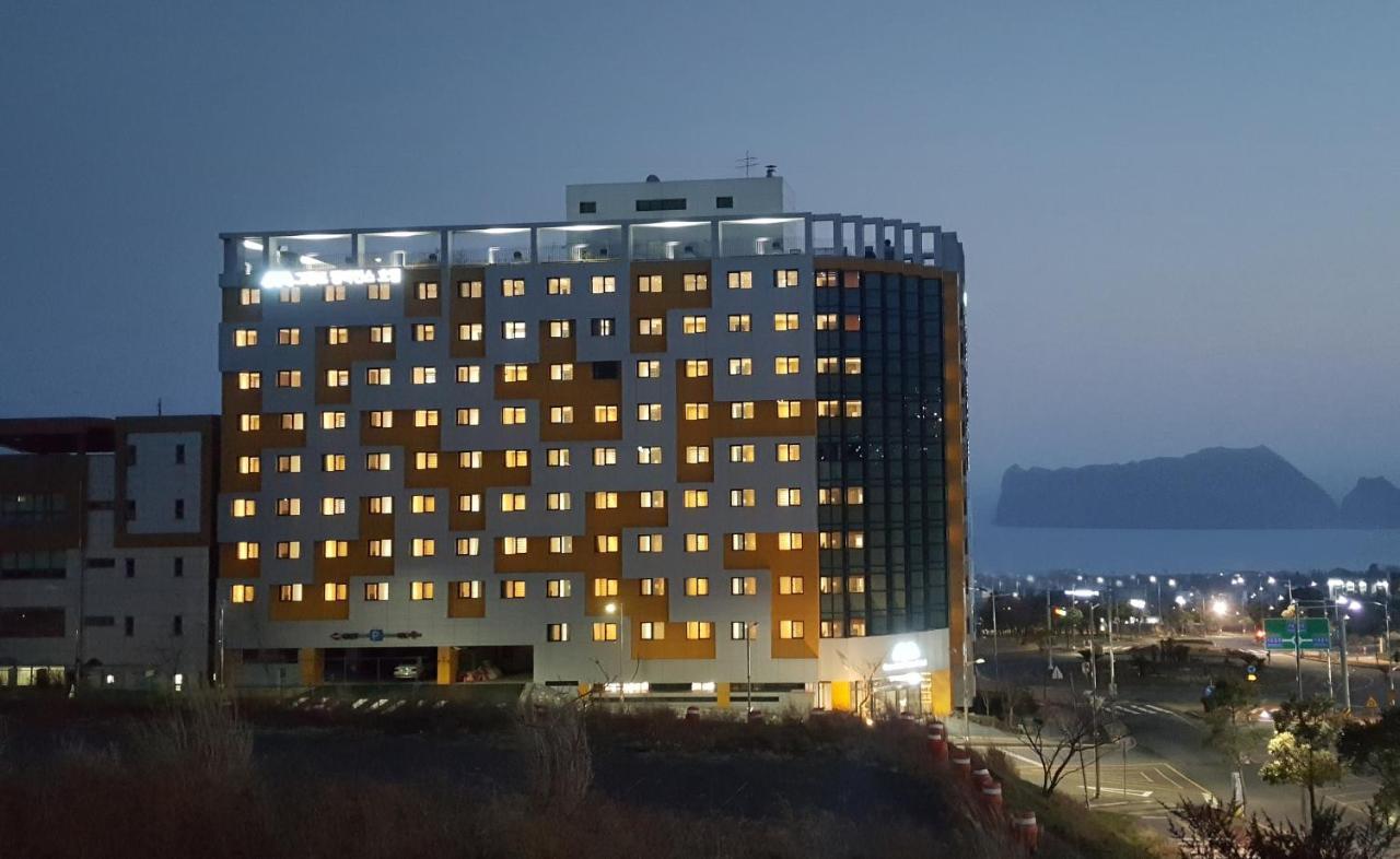 Grandmillions Hotel Сеогвипо Екстериор снимка