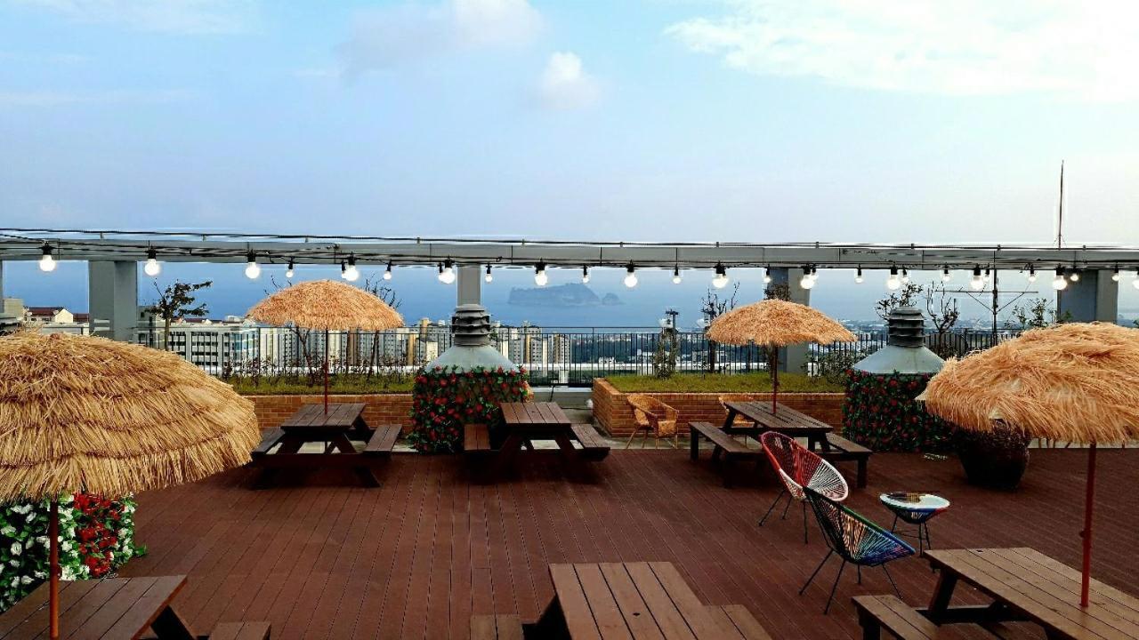 Grandmillions Hotel Сеогвипо Екстериор снимка